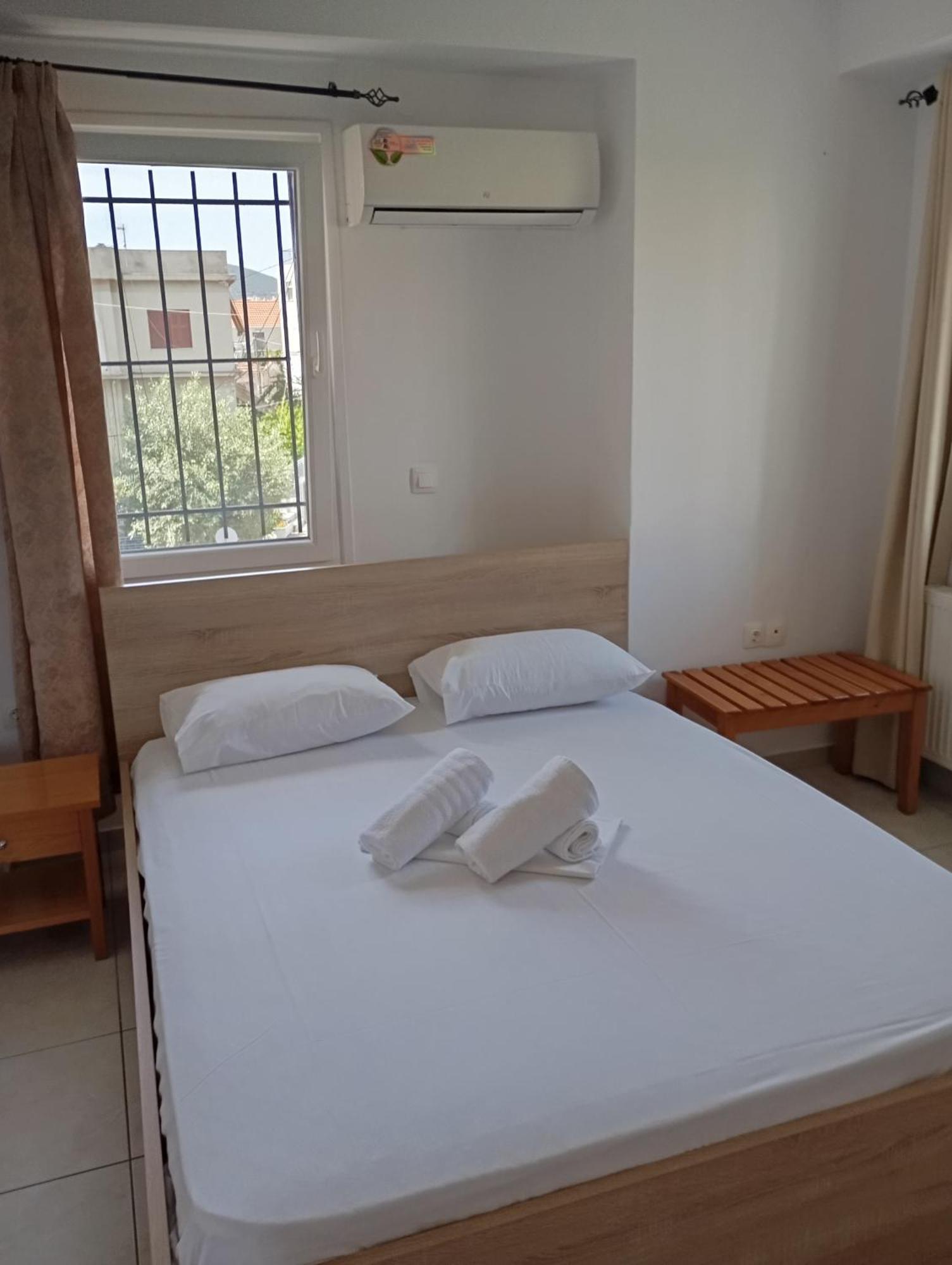 Pyrgos Sofokleous Hotel Mytilene Exterior photo